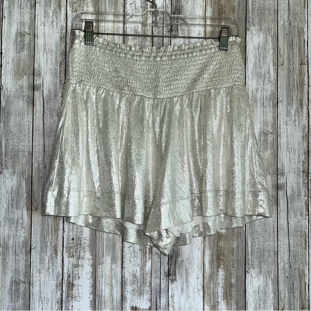 TCEC Silver Smocked High Waist Shorts - Picture 2 of 5